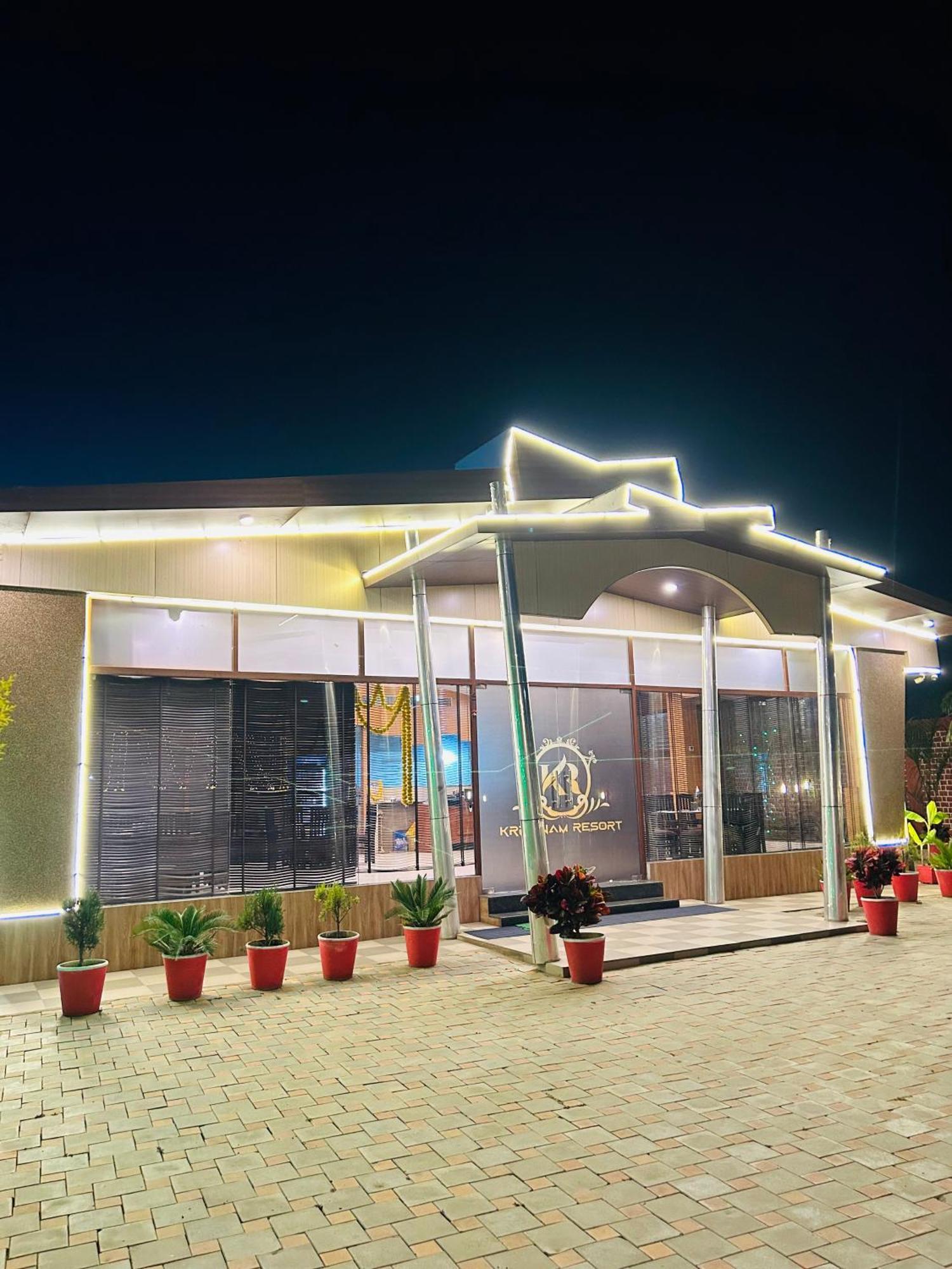 Krishnam Resort Jabalpur Eksteriør billede